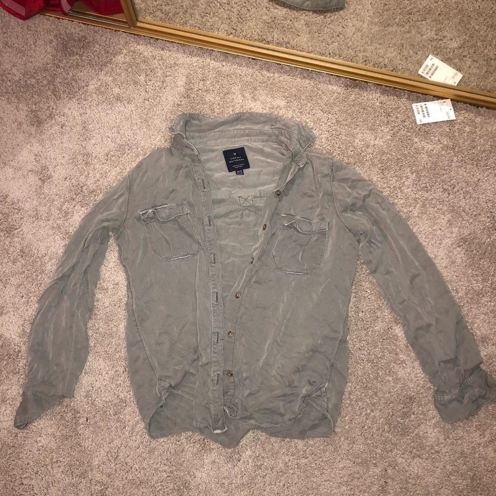 American Eagle Green Button-Down